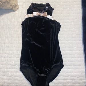 The cutest black leotard